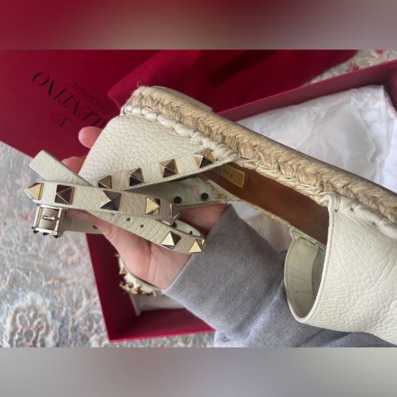 SOLD Valentino Cream Rockstud Espadrilles 36 - Picture 6 of 6